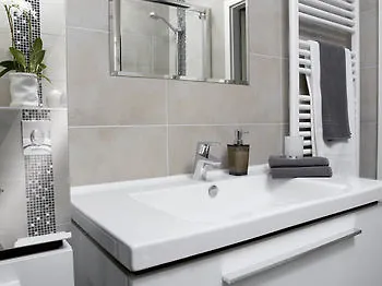 Hotel Le 32
