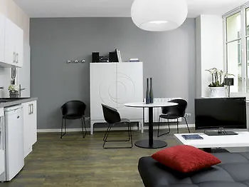 Le 32 Strasburgo